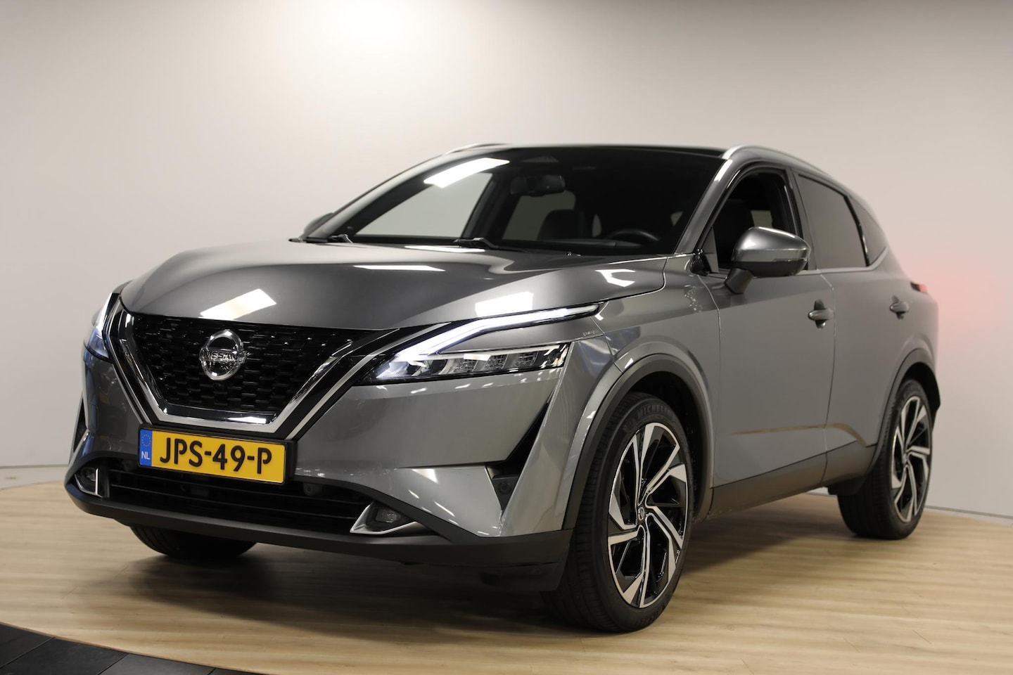 Nissan Qashqai - 1.3 MHEV Xtronic Tekna Plus | Massage | Head-Up | Pano - AutoWereld.nl