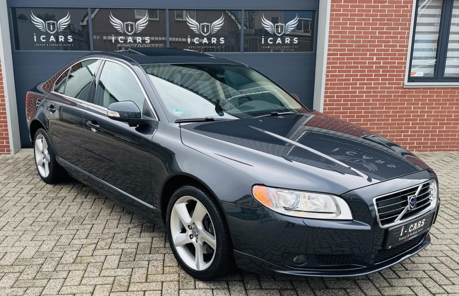 Volvo S80 - 3.2 Momentum 1e eigenaar NAVI Schuifdak - AutoWereld.nl