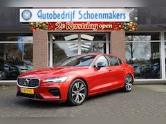 Volvo S60 - 2.0 T4 R-Design CAMERA LEER CARPLAY MEMORY TREKHAAK-ELEC. STOELVERW. DAB ZWARTE-HEMEL HARM