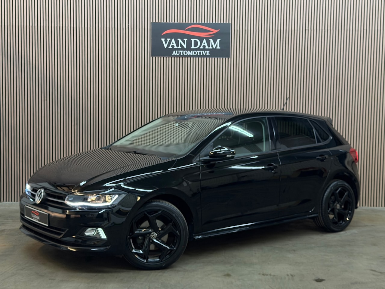 Volkswagen Polo - 1.0 TSI R-Line 2018 DSG LED CRUISE STOEL-VERWARMING - AutoWereld.nl