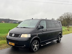 Volkswagen Transporter - 2.5 TDI 340 Trendline DC Caravelle 6-persoons, Navi, Cruise, ECC, Trekhaak, 18"