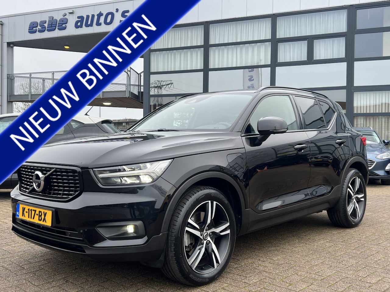 Volvo XC40 - 1.5 T5 Recharge 262 pk R-Design Navi Trekhaak Panoramadak Pilot Assist ACC Harman Kardon 3 - AutoWereld.nl