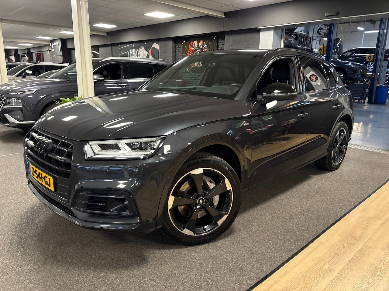 Audi Q5 - 50 TFSI e quattro S edition/S-line/navi/camera/trekhaak/elc stoelen - AutoWereld.nl