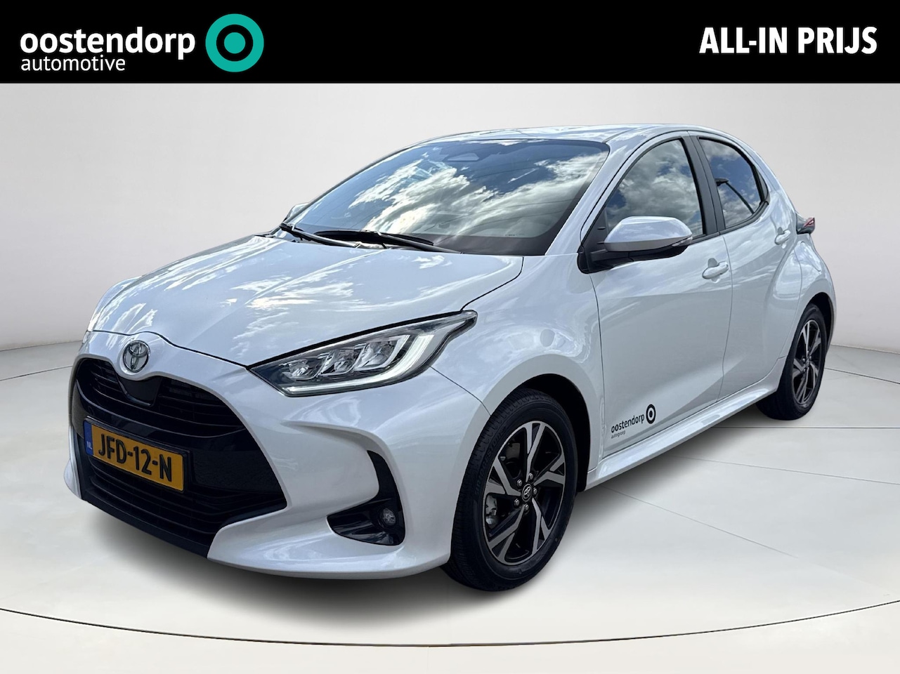 Toyota Yaris - 1.5 Hybrid 115 Dynamic **KEYLESS/ ADAPTIEF CRUISE CONTROL/ NAVIGATIE/ APPLE CARPLAY** - AutoWereld.nl