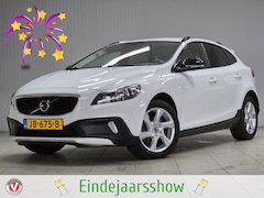 Volvo V40 Cross Country - 1.5 T3 Summum/ Automaat/ Trekhaak/ Vol Leder/ Camera/ Navi/ Clima/ Cruise/ Stoelverw./ Ele
