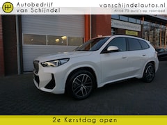 BMW X1 - XDRIVE 23I 204PK M-SPORT SUPER NETTE STAAT VOLLEDIG DEALER ONDERHOUDEN ELECTR.TREKHAAK 360