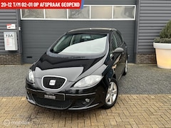 SEAT Altea - 1.6 Reference, airco, trekhaak, cruise, apk bij aflevering