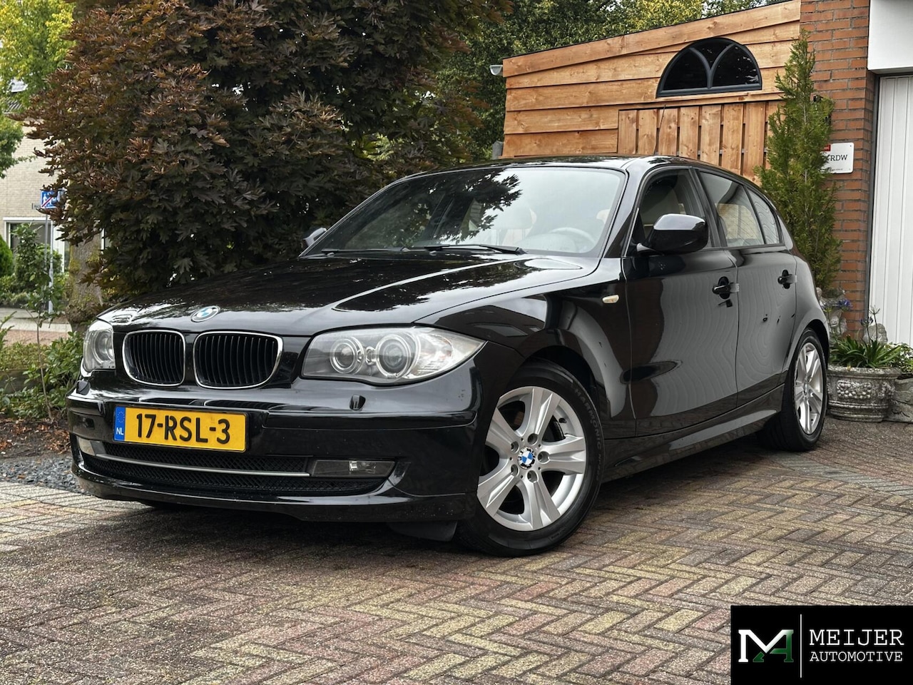 BMW 1-serie - 118i Ultimate Edition|Leder|Cruise|Stoelv.|Navi|Bluetooth|NAP - AutoWereld.nl