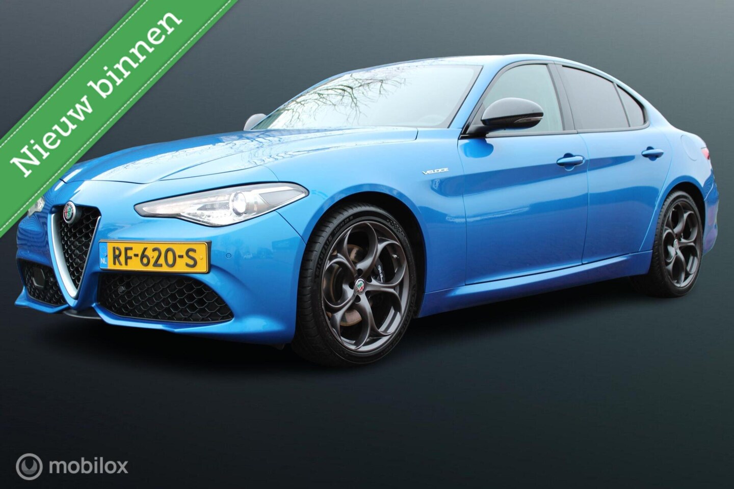 Alfa Romeo Giulia - 2.0 T AWD Veloce 2.0 T AWD 280 PK Veloce, F1 Schakeling, Donker glas, Sportstoelen, Navi, Pdc Voor + achter - AutoWereld.nl