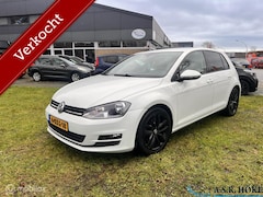 Volkswagen Golf - 1.2 TSI Highline