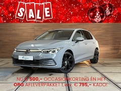 Volkswagen Golf - 1.5 eTSI Style | Black Edition | Massagestoel | DAB | 18' inch | Navigatie | Adaptive Crui