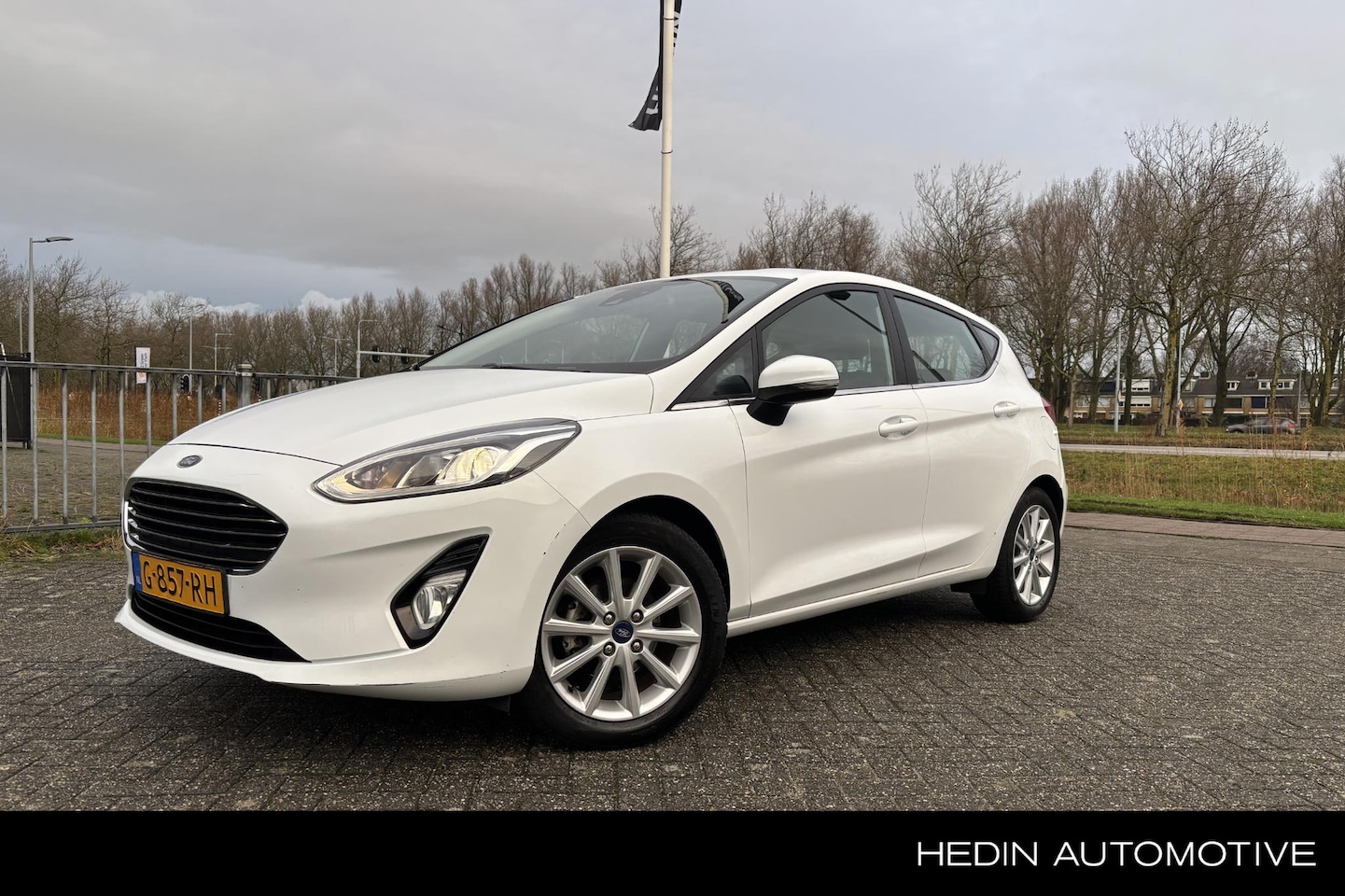 Ford Fiesta - 1.0 EcoBoost 100PK Titanium | Trekhaak - AutoWereld.nl