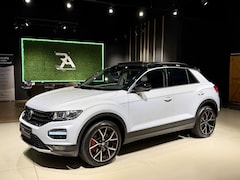 Volkswagen T-Roc - 1.0 TSI Style Panodak|Navi|ACC|Camera Wit