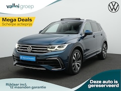 Volkswagen Tiguan - 1.4 TSI eHybrid 245 pk DSG R-Line Business+ | Panoramadak | Leder | Geheugenstoelen | Adap