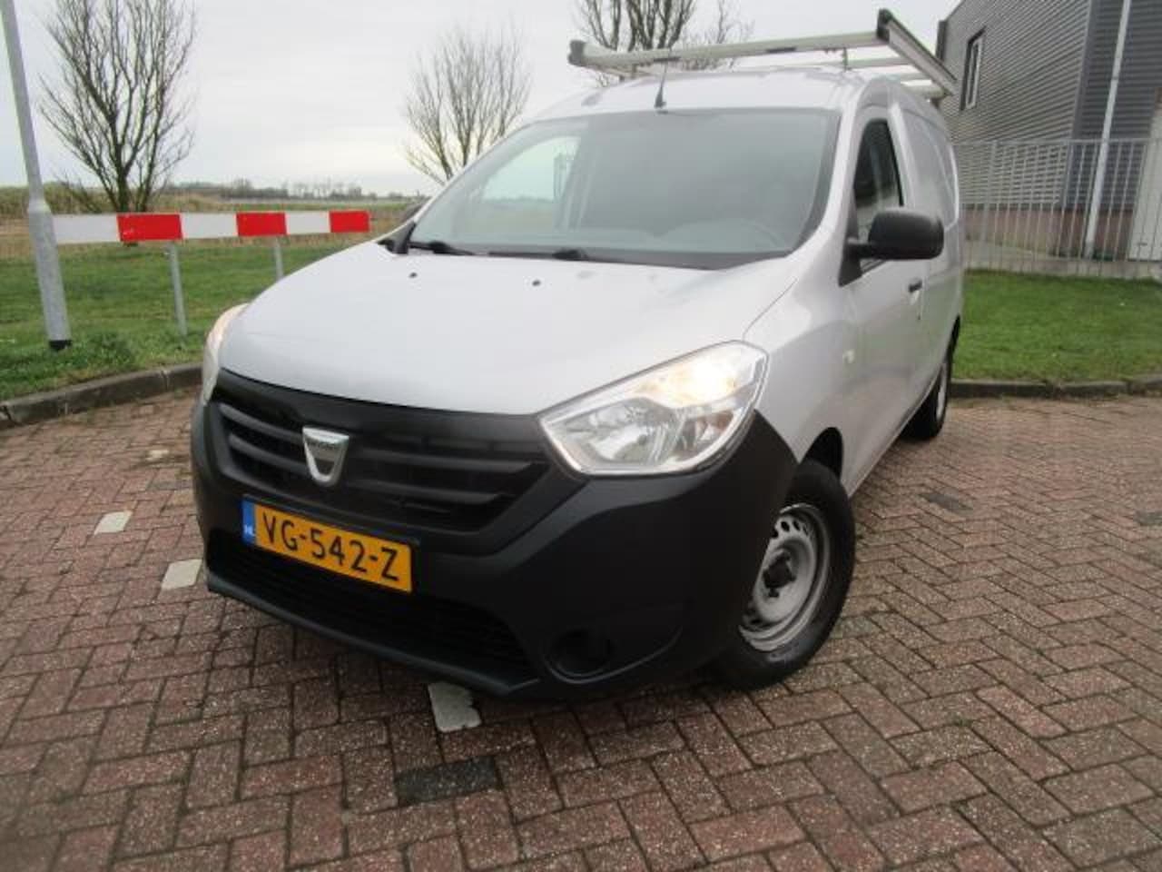 Dacia Dokker - 1.5 dCi 75 Basic 1.5 dCi 75 Basic, 79.085 KM! - AutoWereld.nl