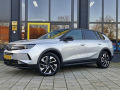 Opel Grandland - 1.2 Turbo Hybrid GS Automaat | Camera + Sensoren | Stoelv + Stuurv | Navi | BT Carplay | C