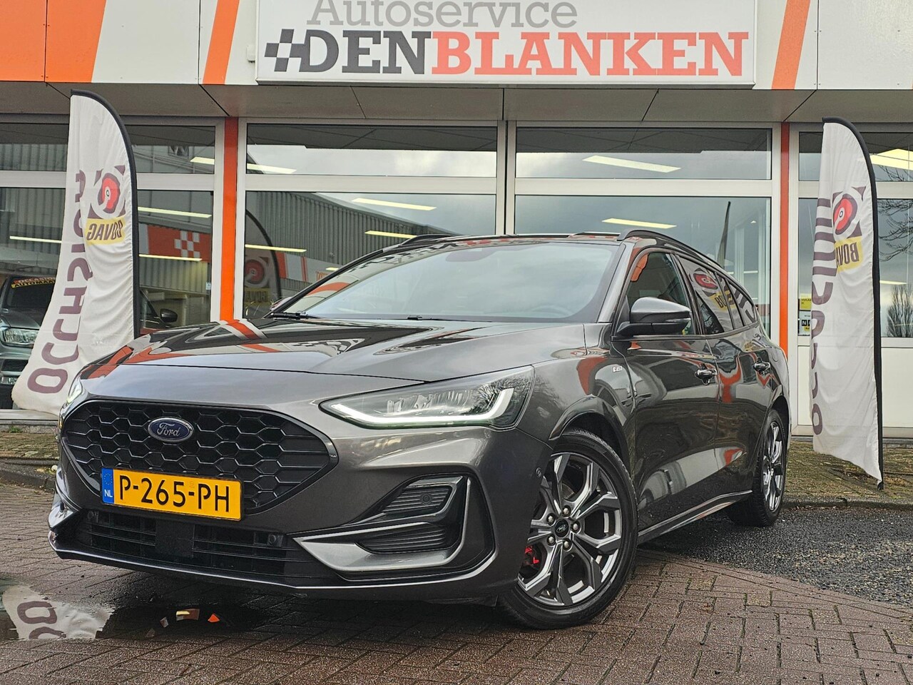 Ford Focus Wagon - 1.0 EcoBoost Hybrid ST Line Style BJ.2022 / Navi / Camera / Stuur-Stoel Verw. / 17"Lmv !! - AutoWereld.nl