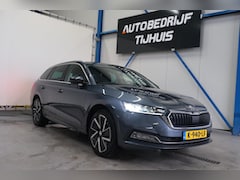 Skoda Octavia Combi - 1.4 TSI iV PHEV Business Edition - N.A.P. Airco, Cruise, Navi, PDC, Trekhaak