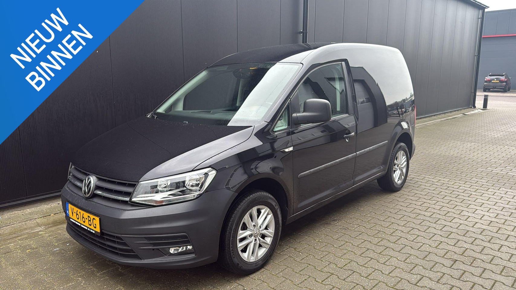 Volkswagen Caddy - 2.0 TDI Zwart Airco Cruise PDC Leer Marge ( BTW VRIJ) - AutoWereld.nl
