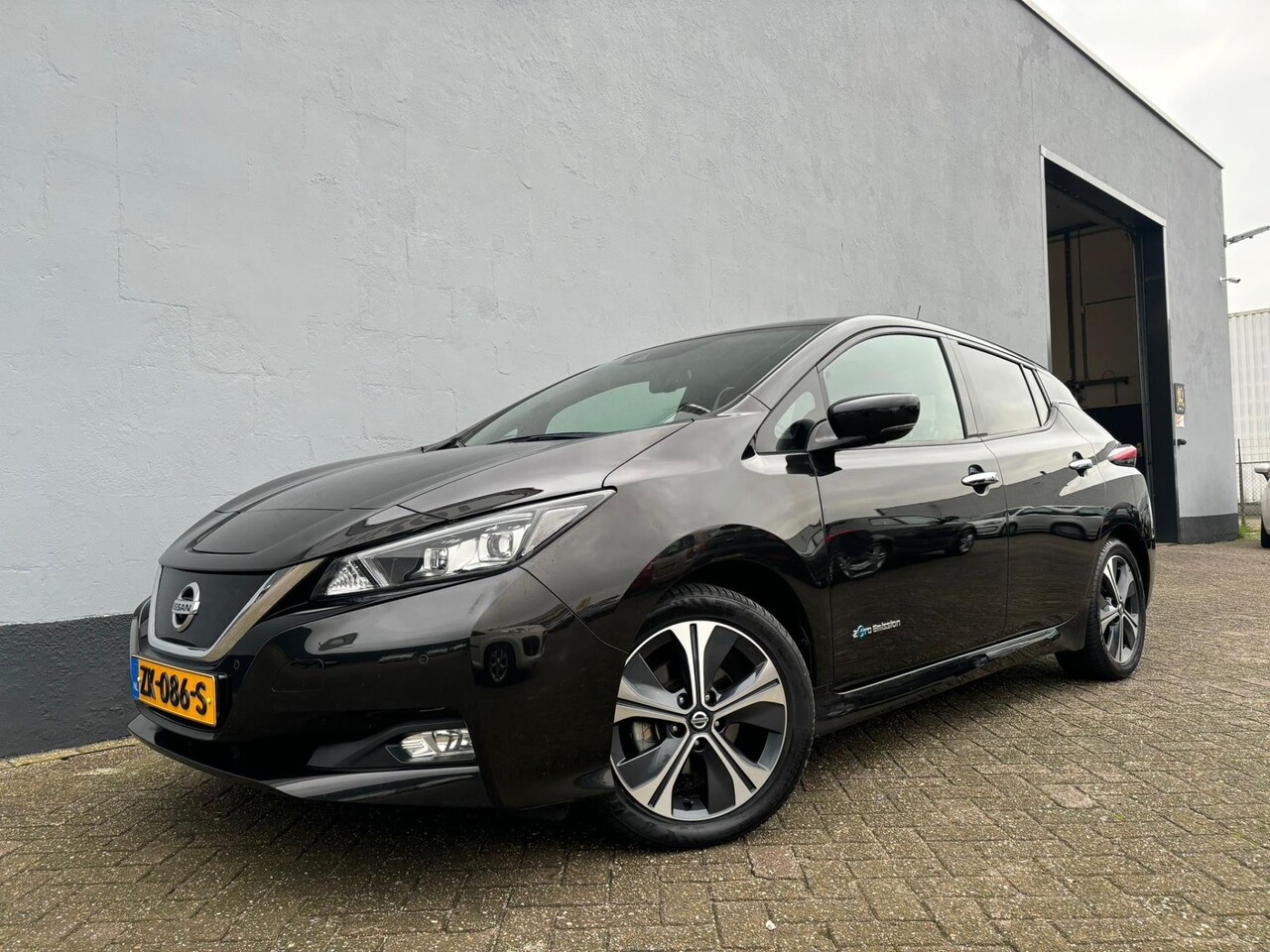 Nissan LEAF - Tekna 40 kWh - Camera - Stoel V.W. - Cruise - AutoWereld.nl