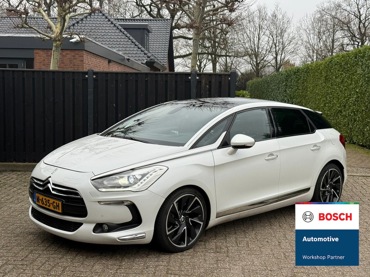 Citroën DS5 - 1.6 THP Sport Chic 1.6 THP Sport Chic - AutoWereld.nl