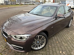 BMW 3-serie - 320i 2019 Luxury Edition INDIVIDUAL DAKRAAM LEDER 1e-EIG NAP