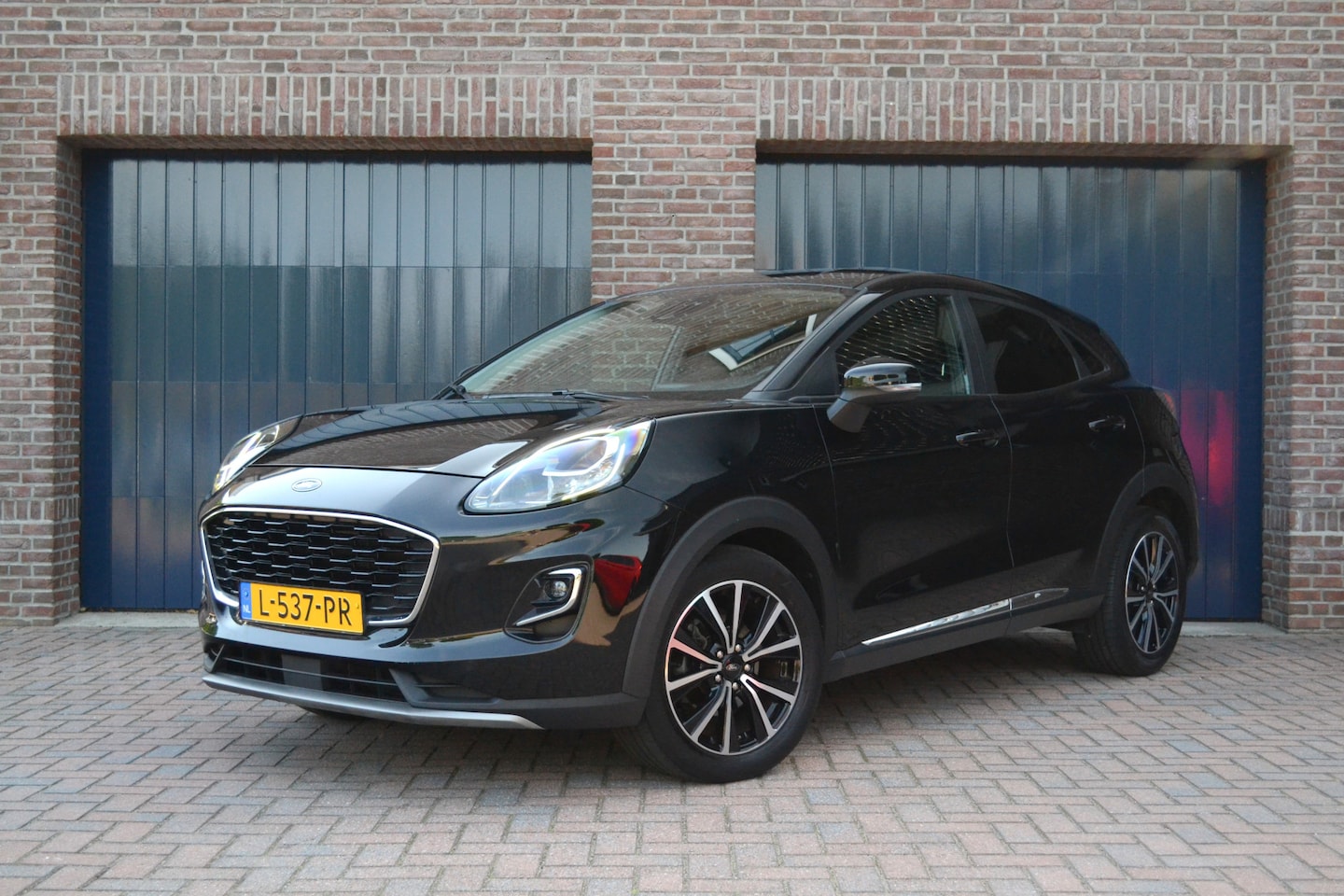 Ford Puma - 1.0 EcoBoost Automaat Titanium | Bang&Olufsen | Carplay | Led | Parkeersensoren | Cruise | - AutoWereld.nl