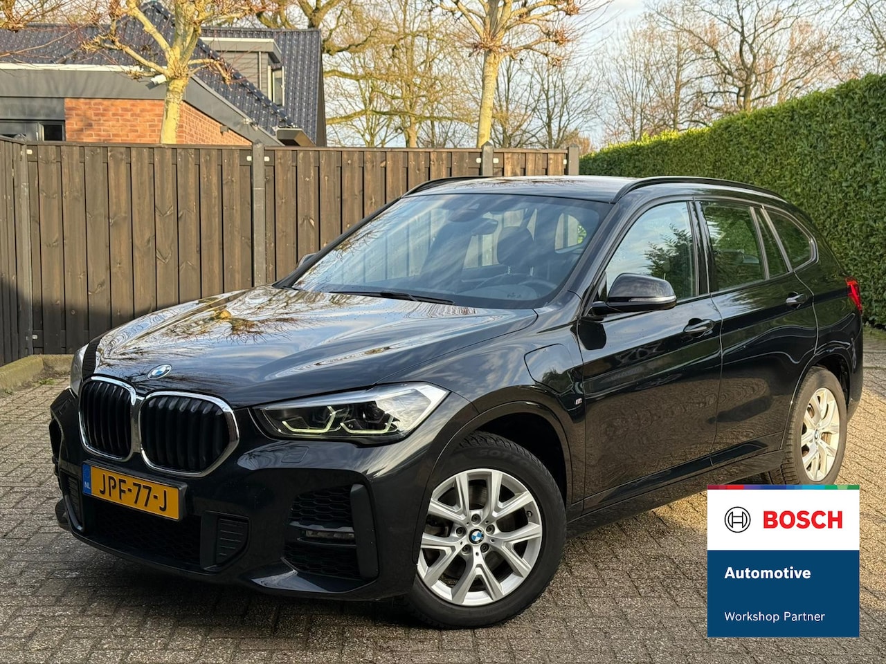 BMW X1 - xDrive25e M SPORT - AutoWereld.nl
