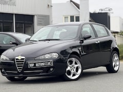 Alfa Romeo 147 - 2.0 T.Spark Business