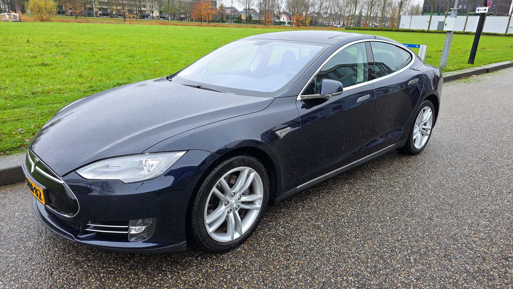 Tesla Model S - Base - AutoWereld.nl