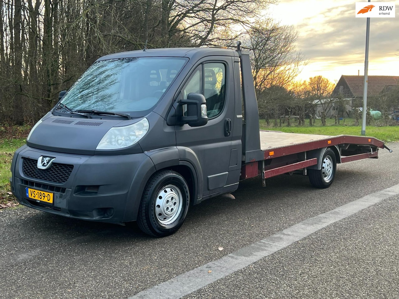 Peugeot Boxer - 335 3.0 HDI / Oprijwagen / Marge / 3-zits / Lier - AutoWereld.nl