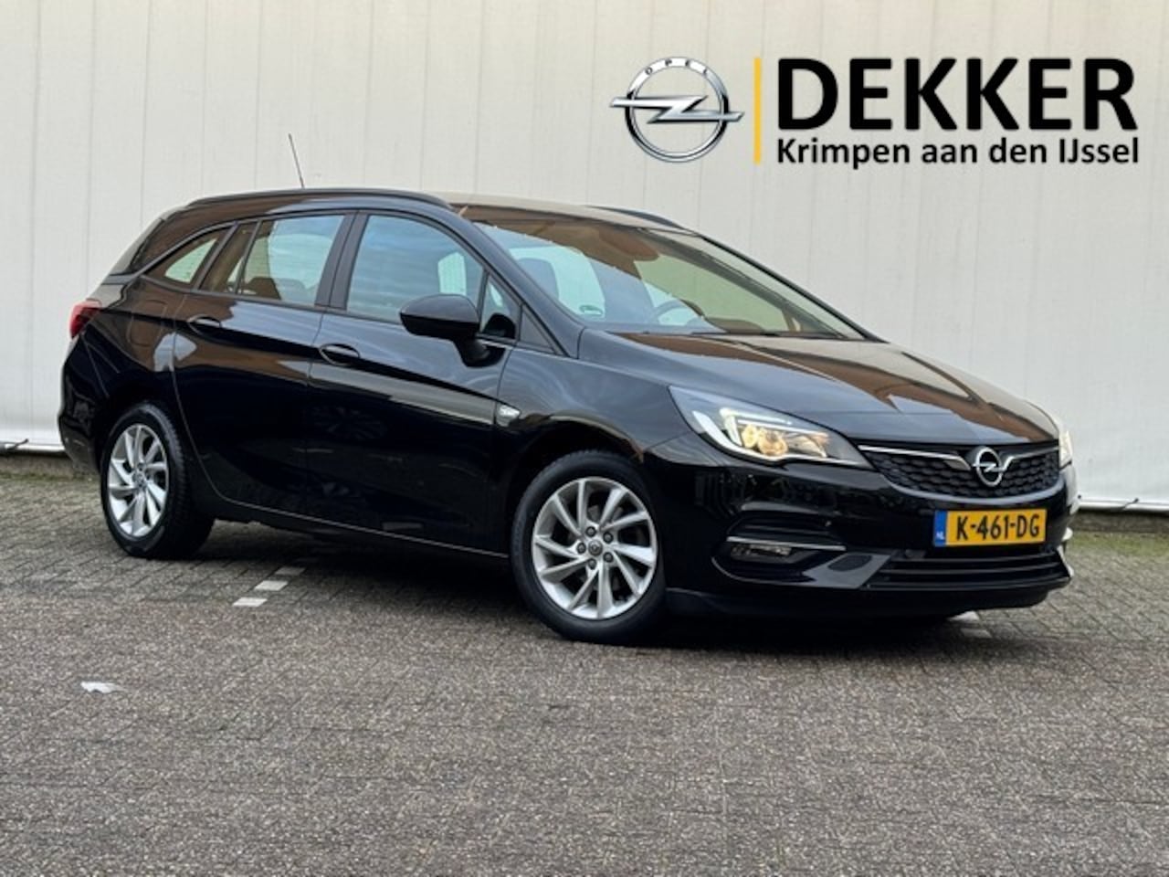 Opel Astra Sports Tourer - 1.2 Turbo 130 PK Business Edition met Navi/Camera, Climate Controle, AGR, PDC - AutoWereld.nl