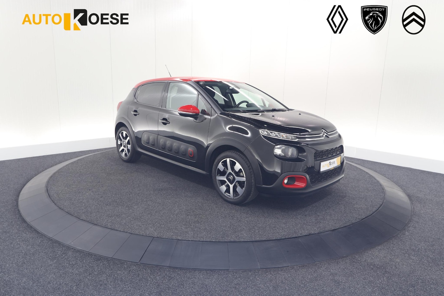 Citroën C3 - PureTech 82 Shine | Trekhaak | Camera | Apple Carplay | Navigatie - AutoWereld.nl