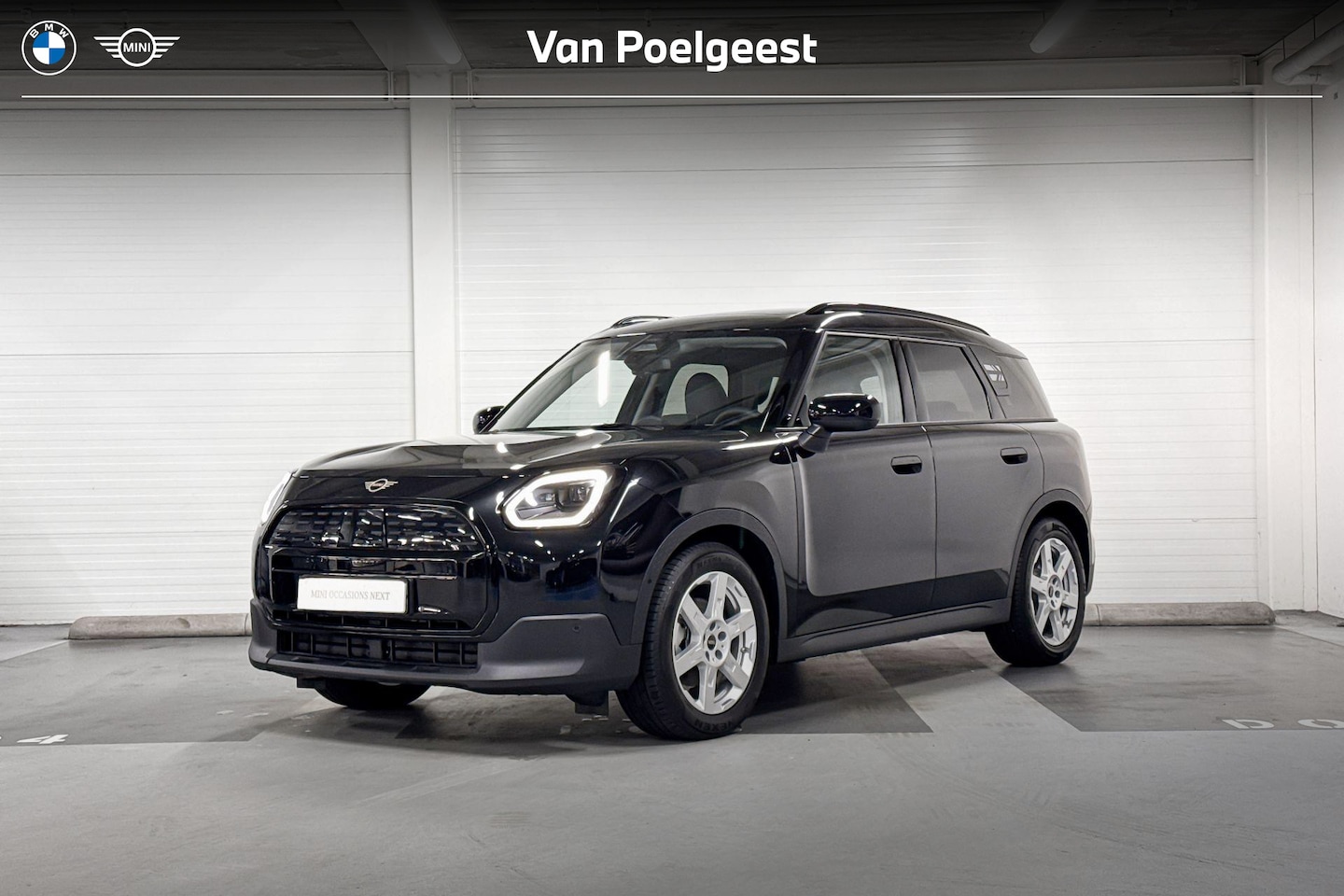 MINI Countryman - E | Classic Uitvoering | Pakket M Plus | Trekhaak | 18" Asteroid Spoke - AutoWereld.nl