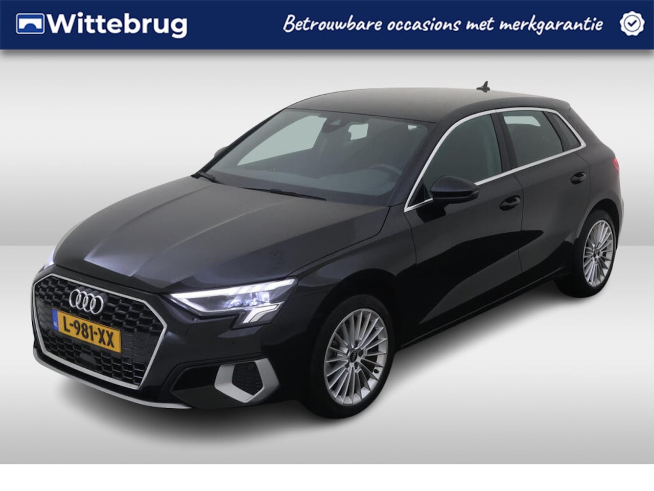 Audi A3 Sportback - 30 TFSI Business edition S-Tronic Navigatie / Parkeersensoren / LED verlichting / Airco-Cl - AutoWereld.nl