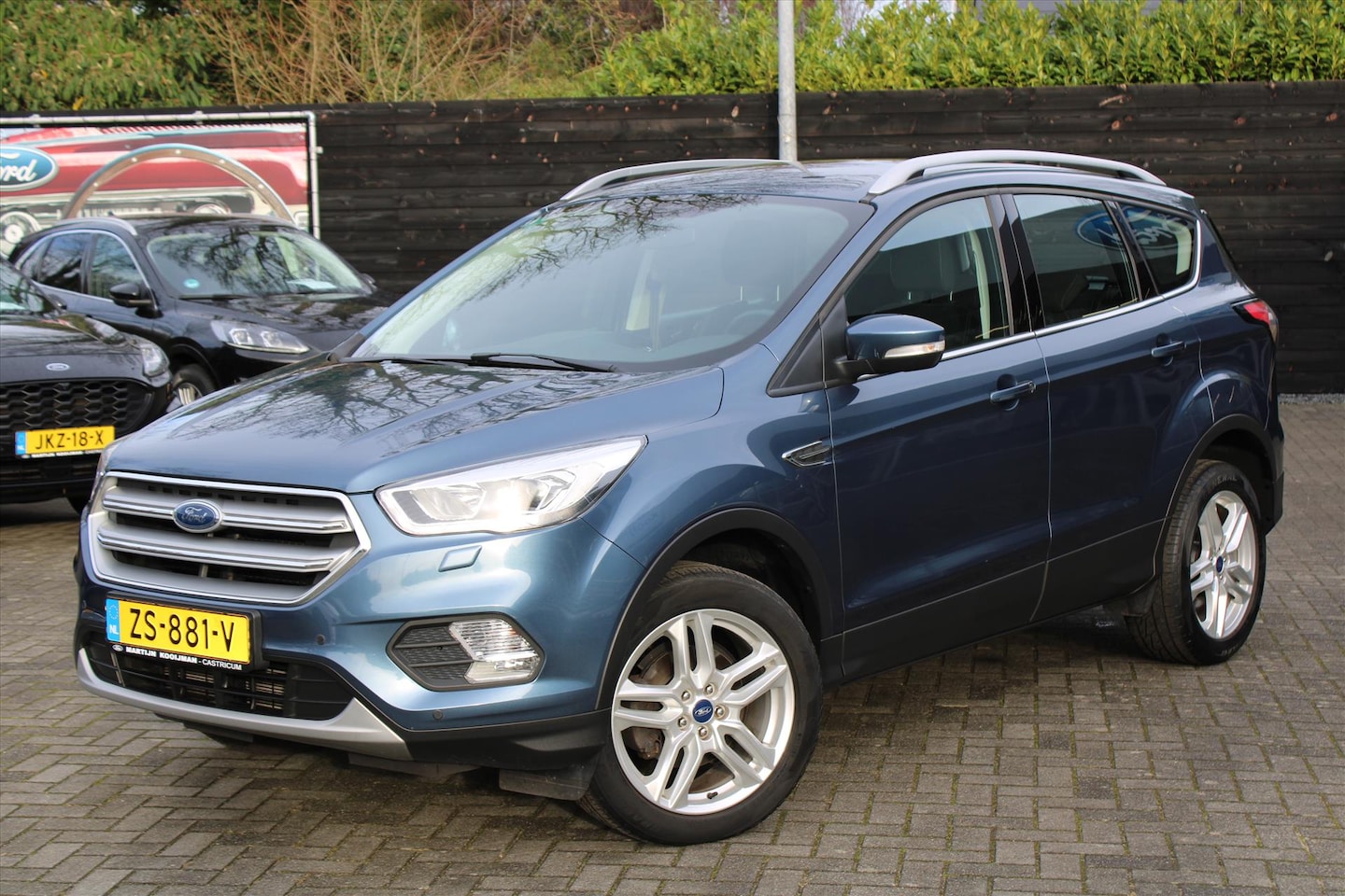 Ford Kuga - 1.5 EcoBoost 120PK 2WD Trend Ultimate, Trekhaak, Winterpack, Camera - AutoWereld.nl