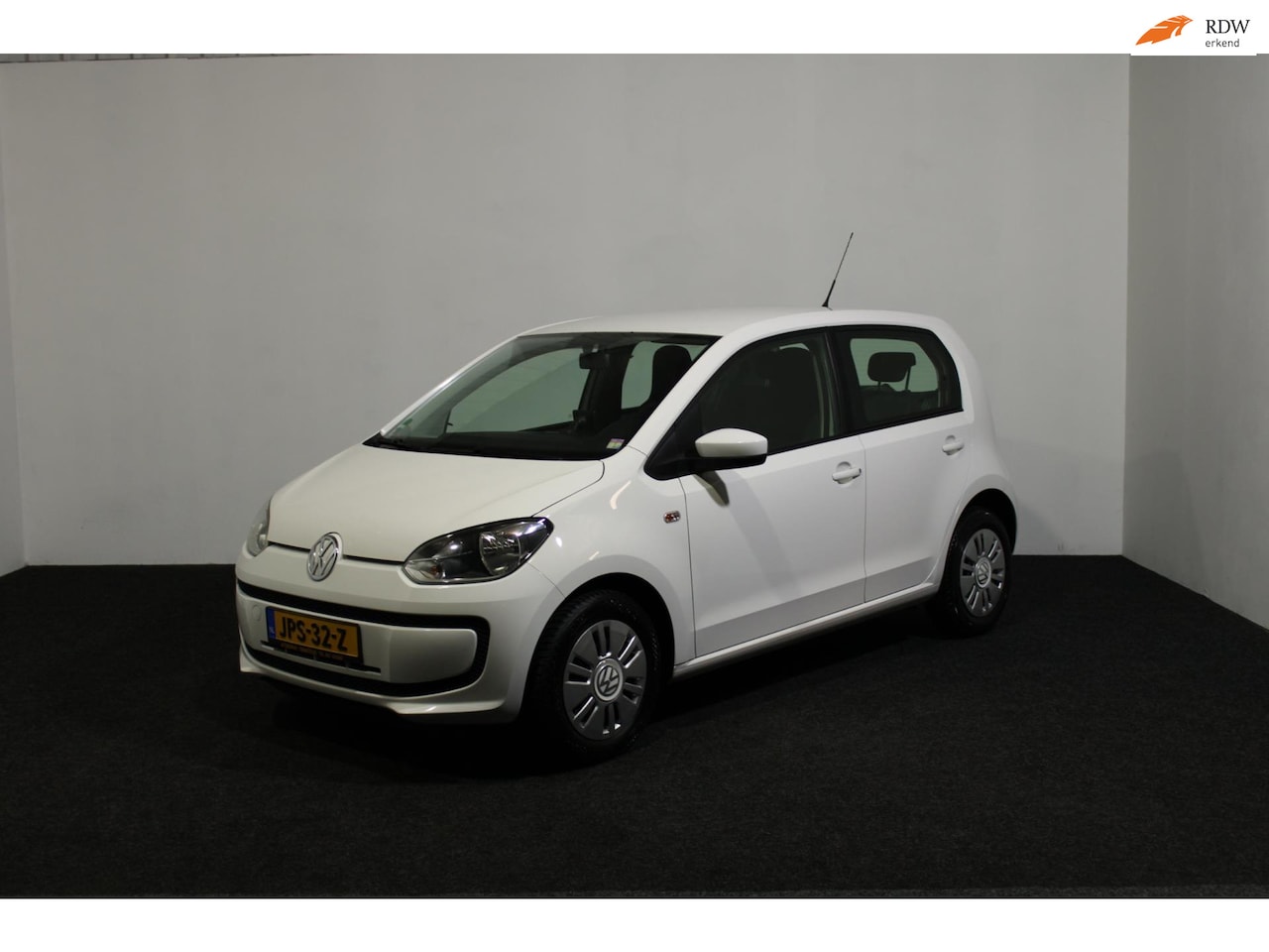 Volkswagen Up! - Zeer nette en zuinige Volkswagen up! High up! 2013|5 deurs|Navi|Airco|Nwe APK|Garantie pak - AutoWereld.nl