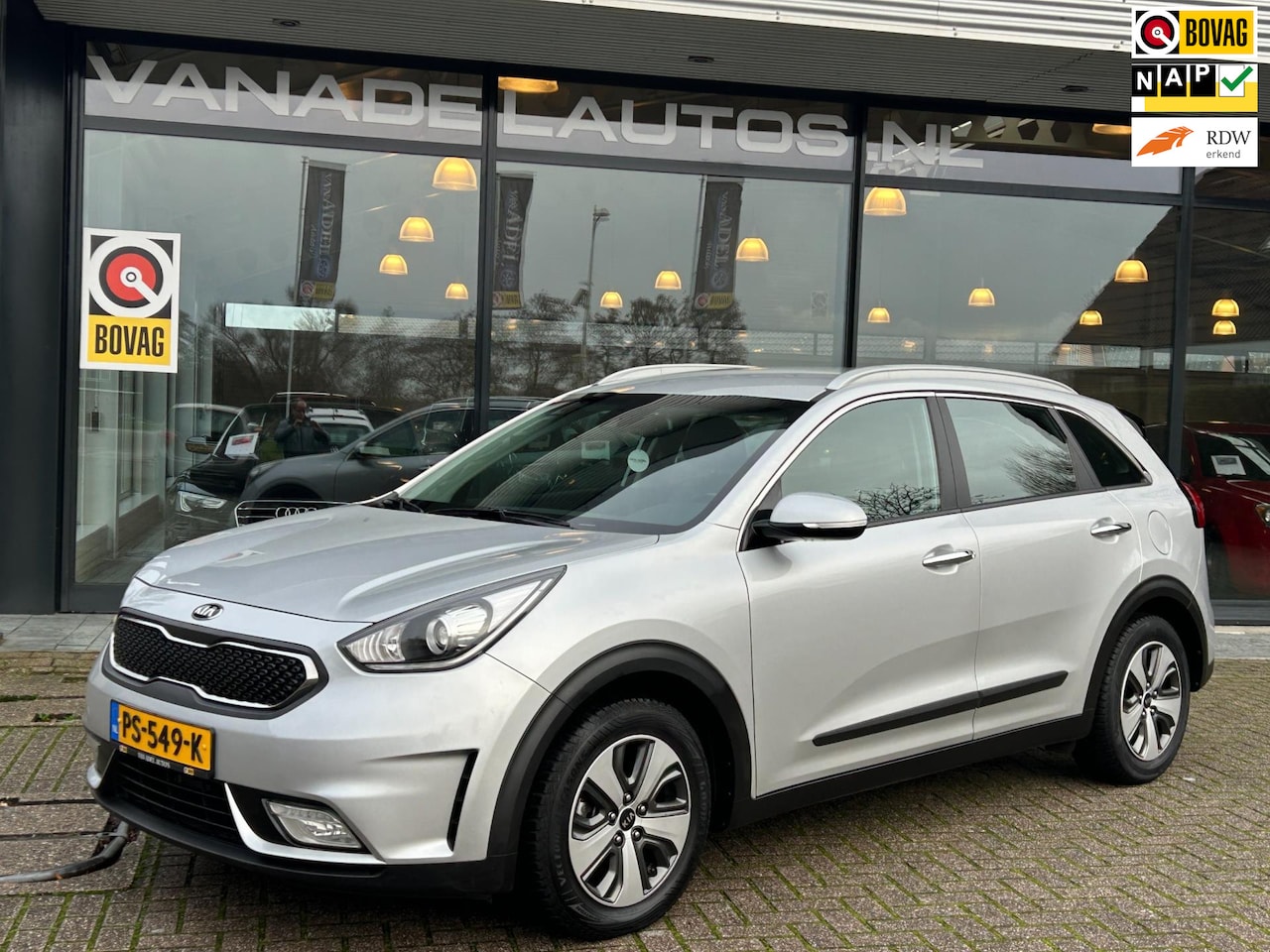 Kia Niro - 1.6 GDi Hybrid DynamicLine Navi Clima Cruise Camera Trekhaak NAP NL-Auto Volledig Dealeron - AutoWereld.nl