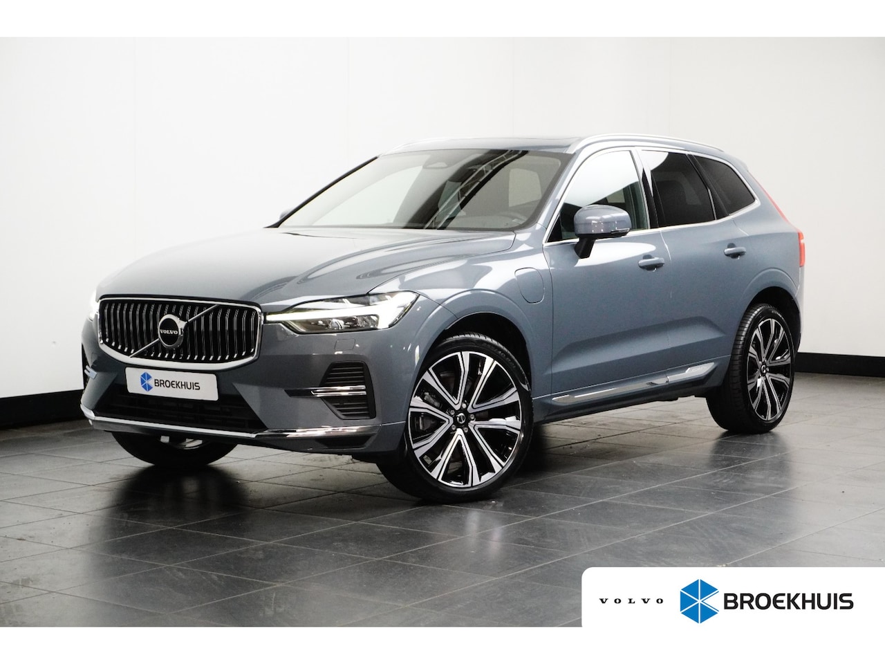 Volvo XC60 - T6 Recharge AWD Plus Bright | Long Range | Leder | Panoramadak | Trekhaak | BLIS | Adaptiv - AutoWereld.nl