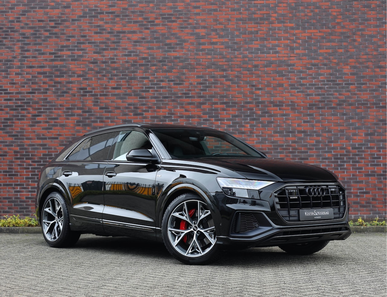 Audi Q8 - 60 TFSI e quattro Pro Line S Competition 60 TFSIe quattro Pro Line S Competition - AutoWereld.nl
