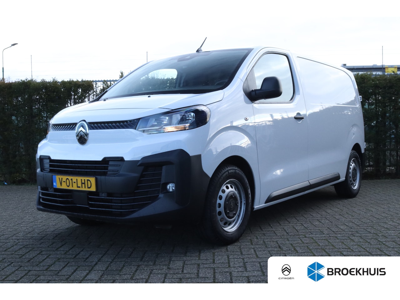 Citroën Jumpy - 2.0 BlueHDI 145 L2 | Cruise Control | Achteruitrijcamera | PDC | Navi | Carplay | Dodehoek - AutoWereld.nl