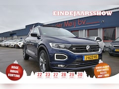 Volkswagen T-Roc - 1.5 TSI Sport Business R , A UITRIJ CAM , LMV18 , PANO DAK , LED KOPL , CLIMATR ,