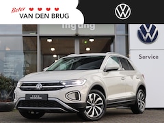 Volkswagen T-Roc - 1.5 TSI 150 pk DSG Style | Trekhaak | IQ Light | Camera | Navigatie | App Connect | Climat