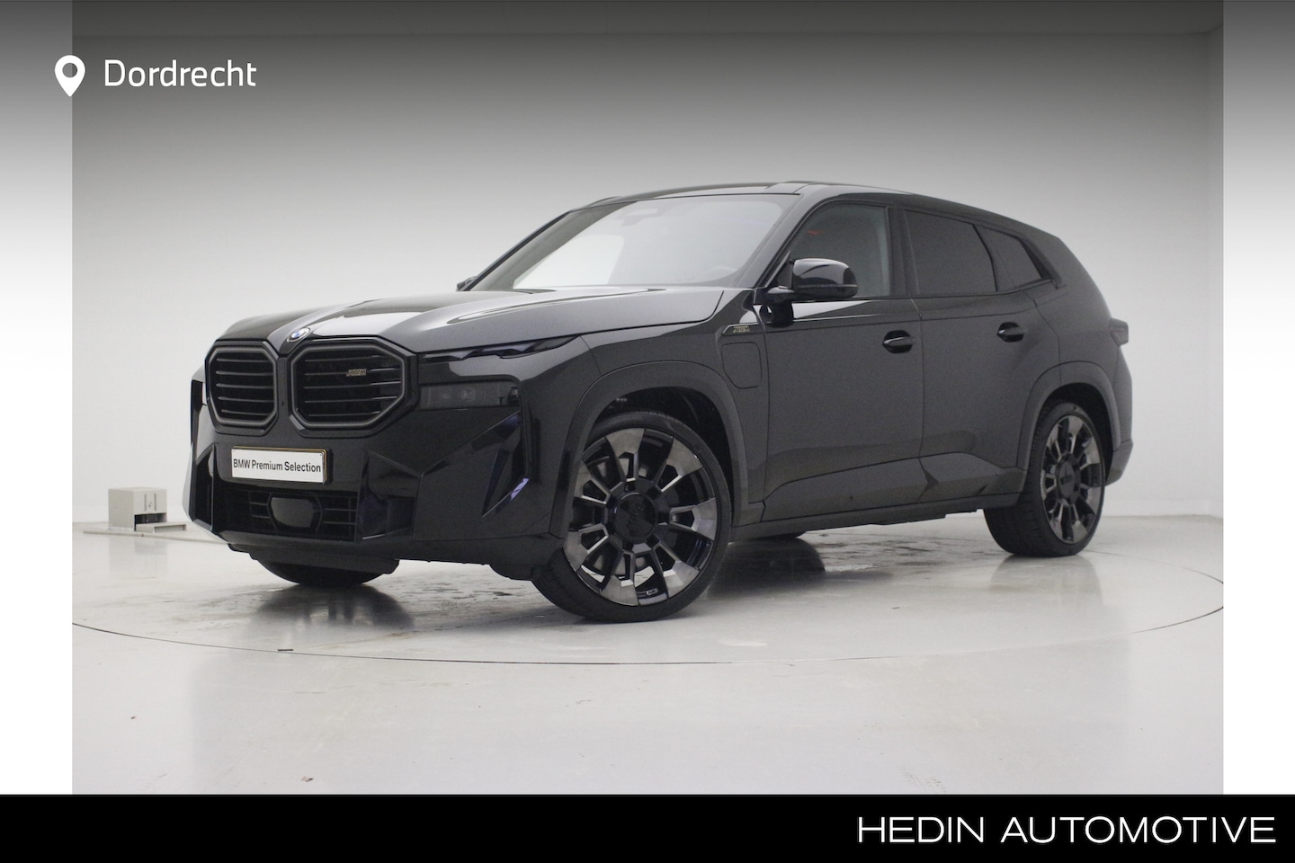BMW XM - PHEV V8 | 23" | Bowers & Wilkins | M Driver's Pack | CoPilot | Trekhaak | Massage+Ventilat - AutoWereld.nl
