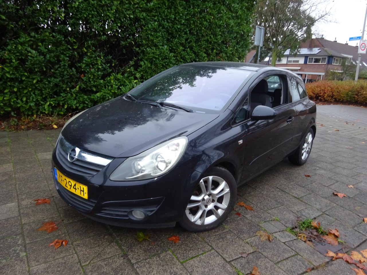 Opel Corsa - MET AIRCO & JAAR APK! - AutoWereld.nl