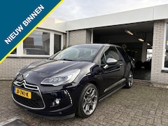 DS 3 - 3 1.2 110PK So Chic AUTOMAAT / Navi