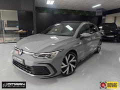 Volkswagen Golf - 1.5 eTSI R-Line Aut. Pano Camera Carplay
