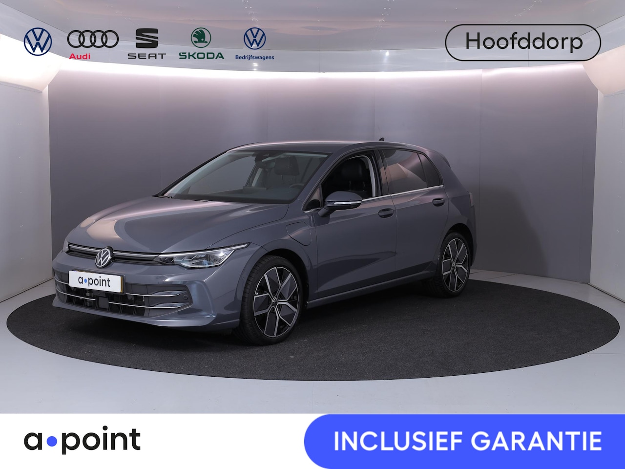 Volkswagen Golf - 1.5 eHybrid Style Edition 204 pk Automaat (DSG) | Verlengde garantie | Navigatie | Parkeer - AutoWereld.nl