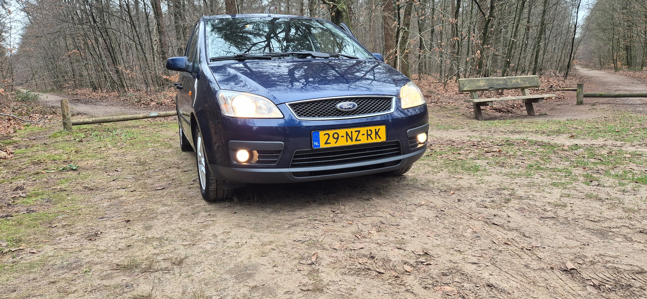 Ford Focus C-Max - 1.8-16V First Edition - AutoWereld.nl