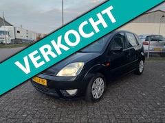 Ford Fiesta - 1.4-16V Trend 5-DEURS + APK